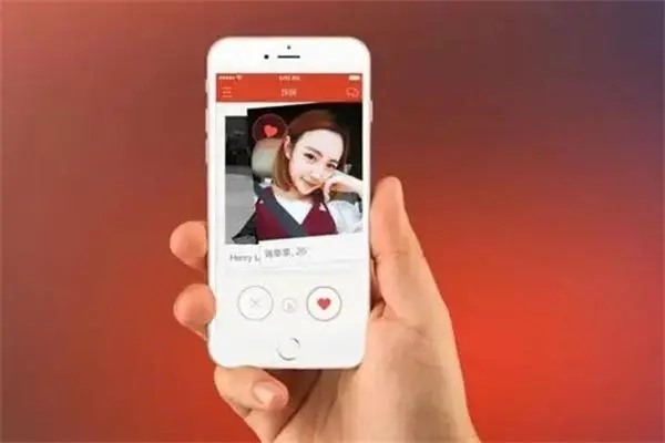 探探是不是有很多机器人？